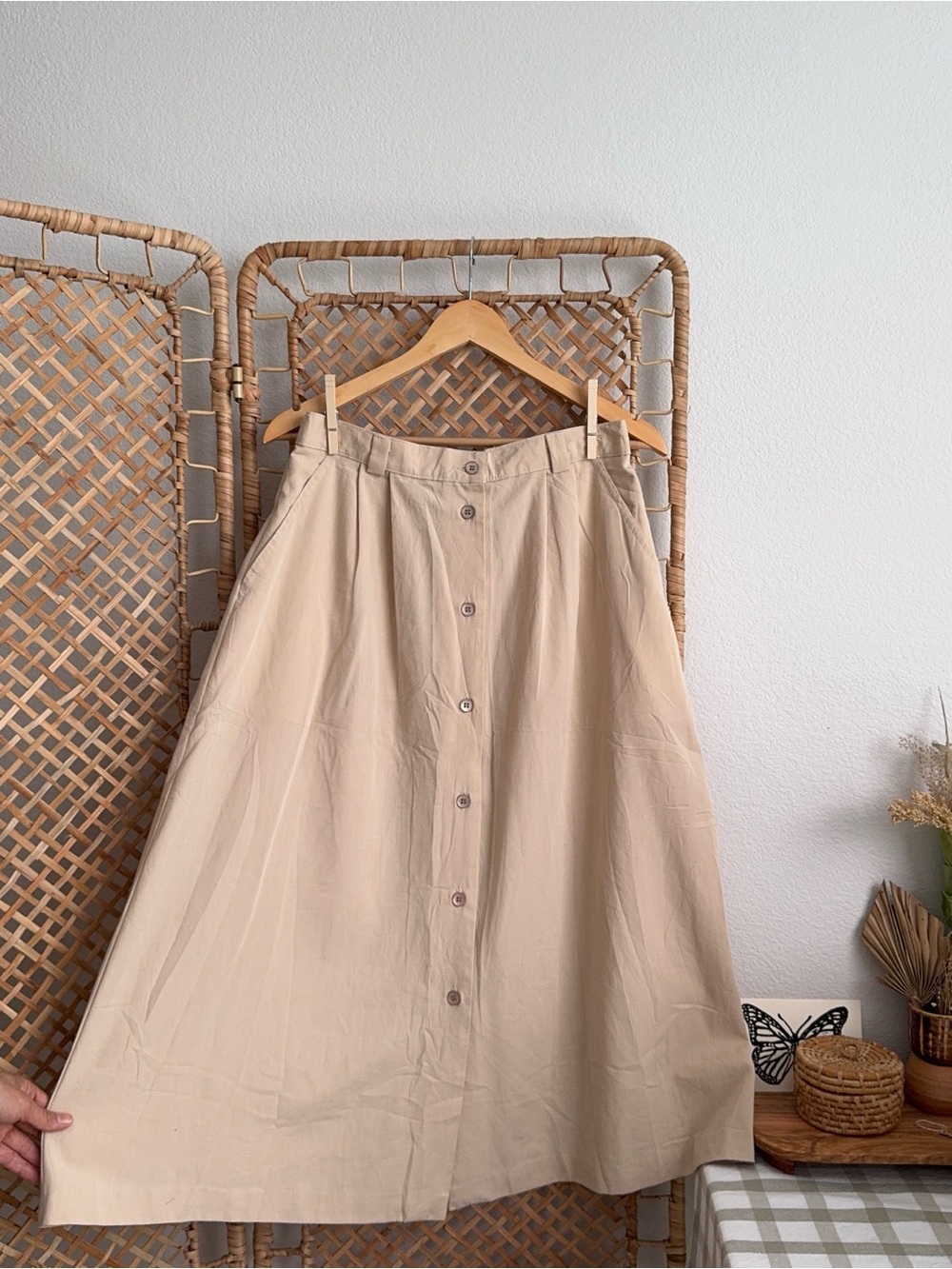 Vintage Classic Button-Front Beige A-Line Maxi Skirt